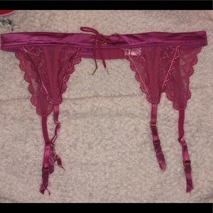 Victoria’s Secret Garter Belt